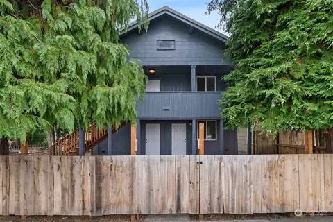 114 N Gold St, Centralia, WA 98531