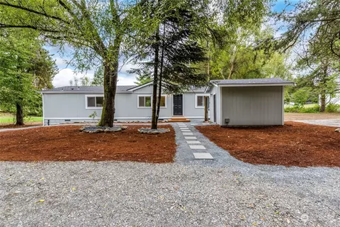 10101 332nd St S, Roy, WA 98580