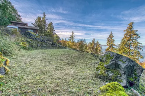 346 Raccoon Point Rd, Orcas Island, WA 98245
