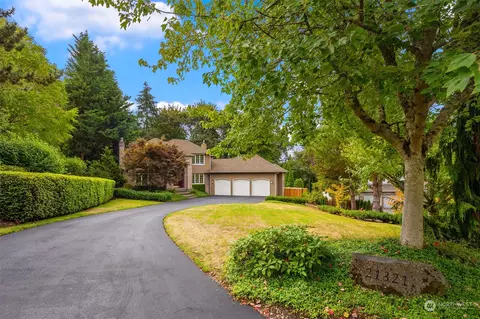 21321 NE 81st St, Redmond, WA 98053