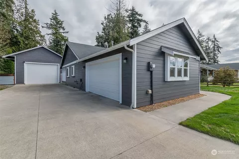 6461 Trigg Woods Ln, Ferndale, WA 98248