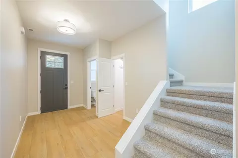 265 W Spruce St, Sequim, WA 98382 photo 5