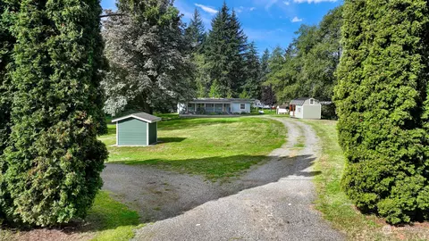 8475 Delta Line Rd, Custer, WA 98240 photo 2