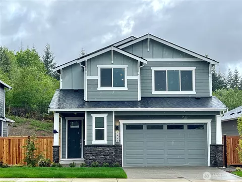 3843 Mccormick Village Dr, Bremerton, WA 98312