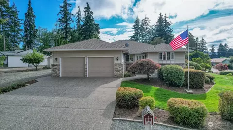 382 E Lorna Ln, Camano Island, WA 98282