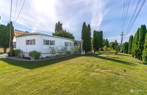 3321 Sunset Hwy, East Wenatchee, WA 98802