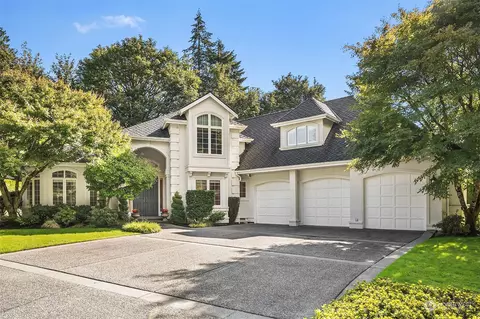 19469 SE 57th Pl, Issaquah, WA 98027