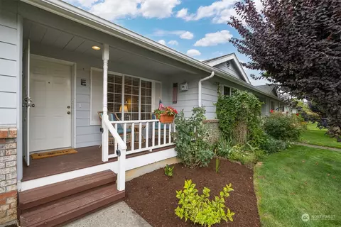 112 W 2nd St #E, Everson, WA 98247 photo 4