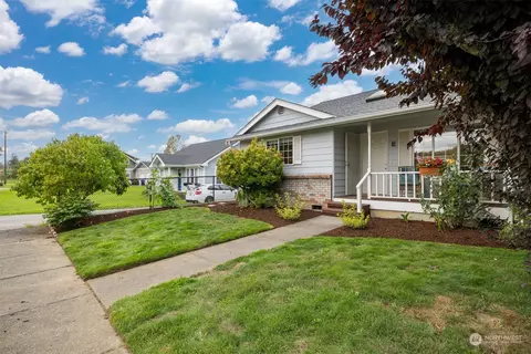 112 W 2nd St #E, Everson, WA 98247 photo 6