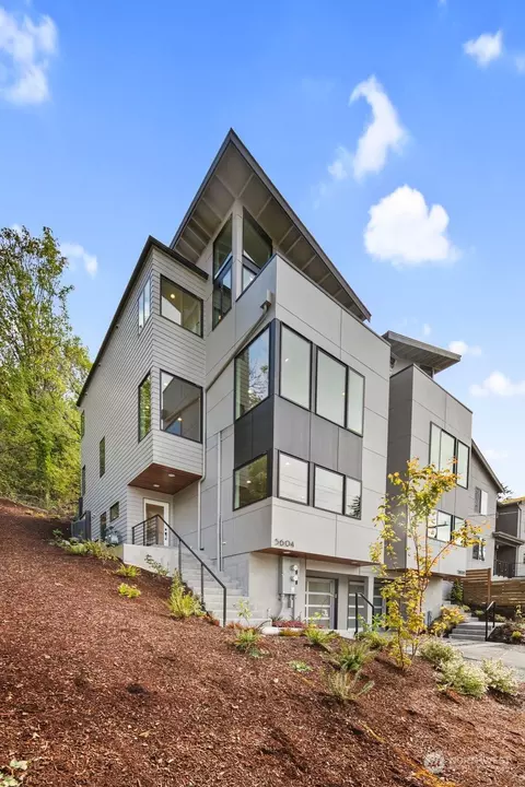 5604 23rd Ave SW, Seattle, WA 98106