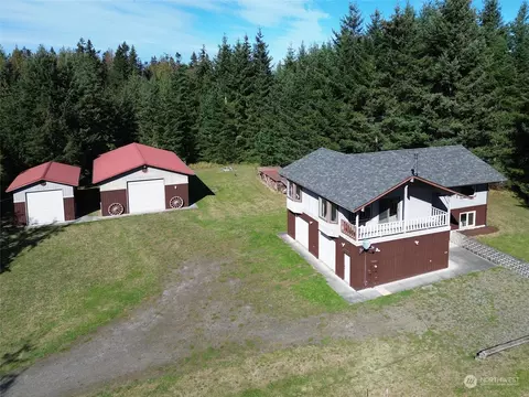 2352 S Misty Meadow Ln, Sequim, WA 98382