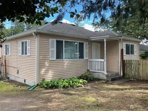 9802 American Ave SW, Lakewood, WA 98498