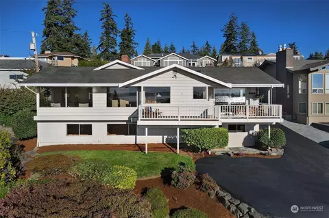 829 Laurel Way, Edmonds, WA 98020 photo 2