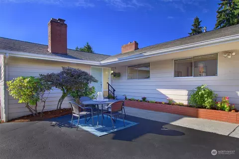 829 Laurel Way, Edmonds, WA 98020 photo 32