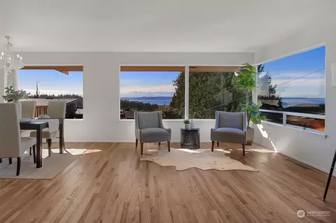 829 Laurel Way, Edmonds, WA 98020 photo 8