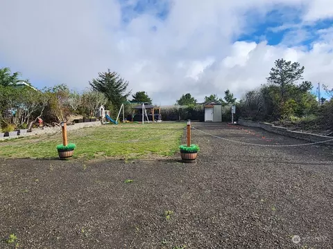 1354 Storm King Ave SW, Ocean Shores, WA 98569