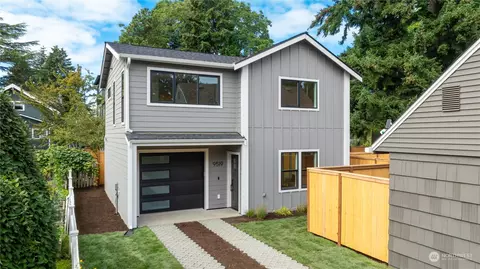 9519 13th Ave NW, Seattle, WA 98117