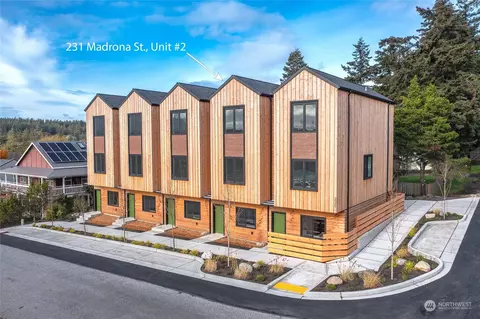 Exterior - 231 Madrona St #2, Eastsound, WA 98245 photo 3 of 3