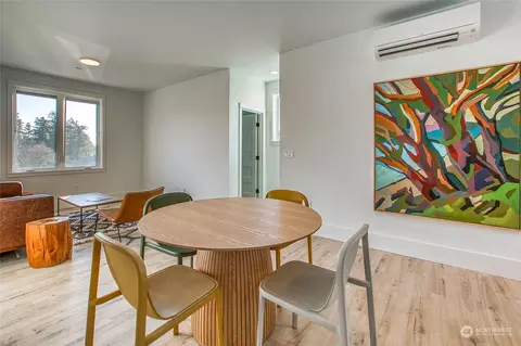 Dining - 231 Madrona St #5, Eastsound, WA 98245 photo 1 of 1