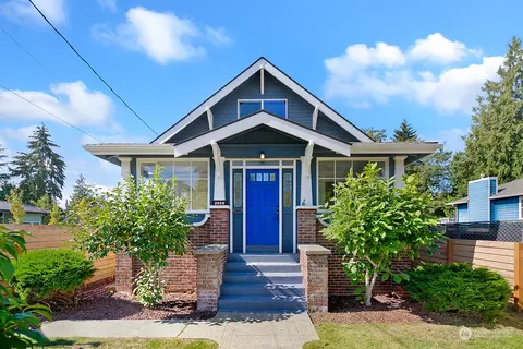 2929 39th Ave SW, Seattle, WA 98116