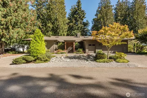 125 Arnold Palmer Pkwy, Sequim, WA 98382