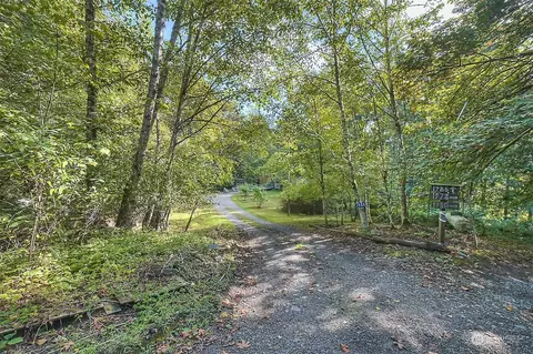 1986 Ptarmigan Ln NW, Poulsbo, WA 98370