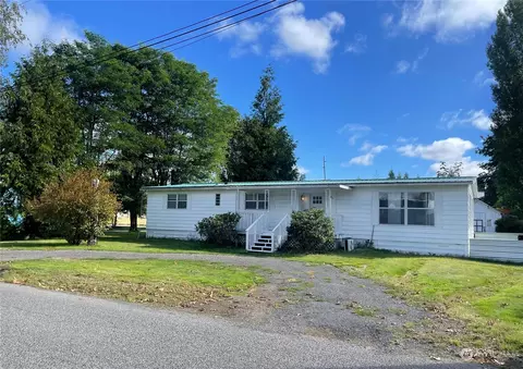 21 Second Ave, Forks, WA 98331