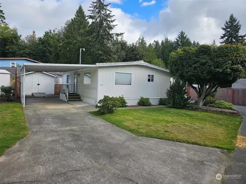 16300 NE State Highway 305 #25, Poulsbo, WA 98370