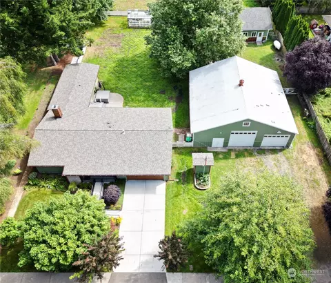 2108 Friendly Grove Rd NE, Olympia, WA 98506