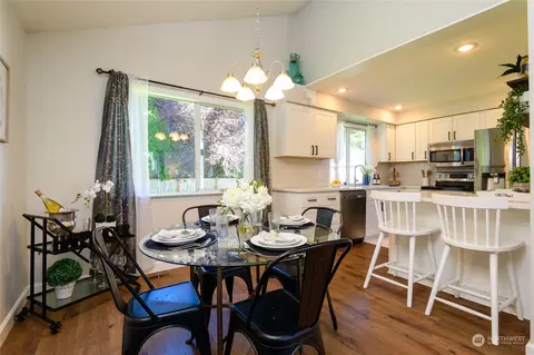 Dining - 306 Carley Pl, Enumclaw, WA 98022 photo 1 of 2