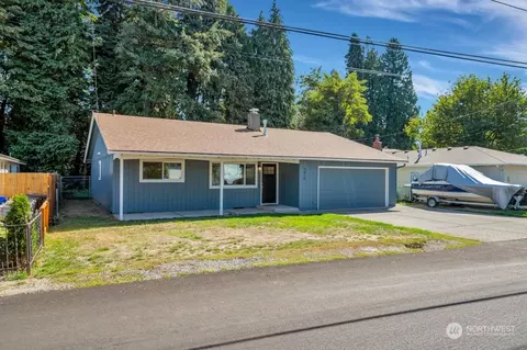 5420 Rinearson Rd, Gladstone, OR 97027