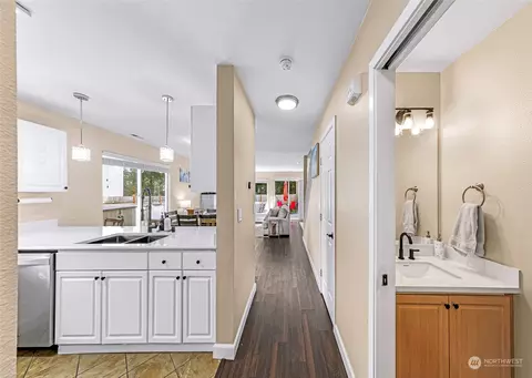 Entry Way - 13621 57th Dr SE, Everett, WA 98208 photo 5 of 6