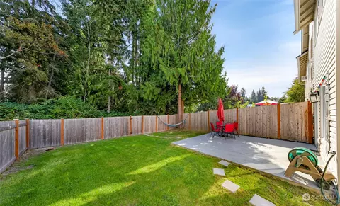 Exterior - 13621 57th Dr SE, Everett, WA 98208 photo 5 of 7