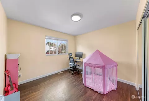 Bedroom - 13621 57th Dr SE, Everett, WA 98208 photo 1 of 4