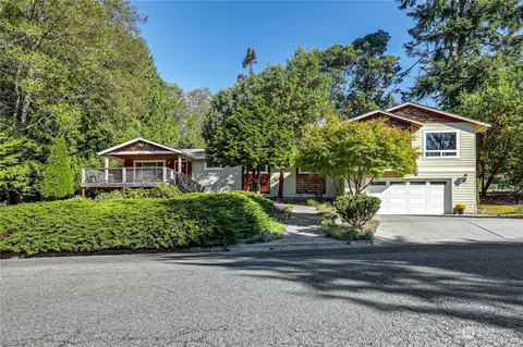 4310 Queen Ann Way, Anacortes, WA 98221