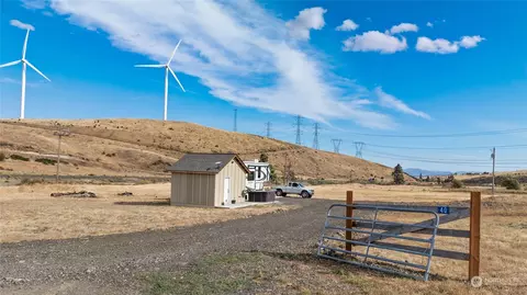 40 Dutch Hills Rd, Cle Elum, WA 98922