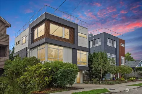 5237 S Farrar St, Seattle, WA 98118