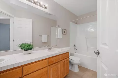 Bath - 18529 33rd Ave SE, Bothell, WA 98012 photo 3 of 3