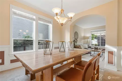 Dining - 18529 33rd Ave SE, Bothell, WA 98012 photo 2 of 4