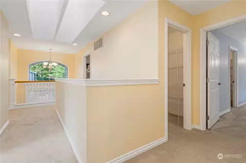Entry Way - 18529 33rd Ave SE, Bothell, WA 98012 photo 4 of 4