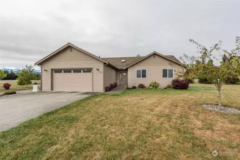 65 Marigold Ln, Sequim, WA 98382