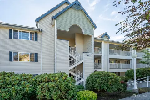 509 1st St #301, Snohomish, WA 98290