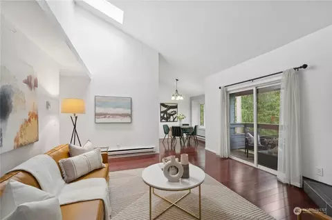 8414 240th St SW #B302, Edmonds, WA 98026