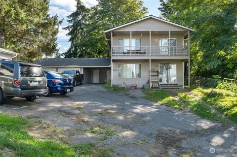 6111 Pebble Pl, Everett, WA 98203