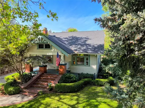 29 N Clinton St, Walla Walla, WA 99362