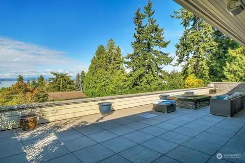 2324 Hillside Ln, Everett, WA 98203 photo 22