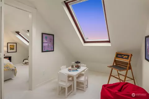 Other - 1101 E Lynn St, Seattle, WA 98102 photo 4 of 4