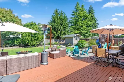 Exterior - 5017 120th Pl SE, Everett, WA 98208 photo 5 of 16