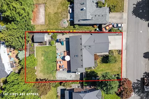 View/Area - 5017 120th Pl SE, Everett, WA 98208 photo 1 of 3