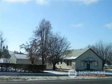 195 SW N 2nd St, Creston, WA 99117